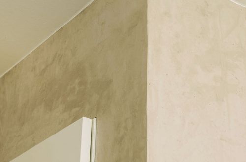 Wandgestaltung mit Kalkputz