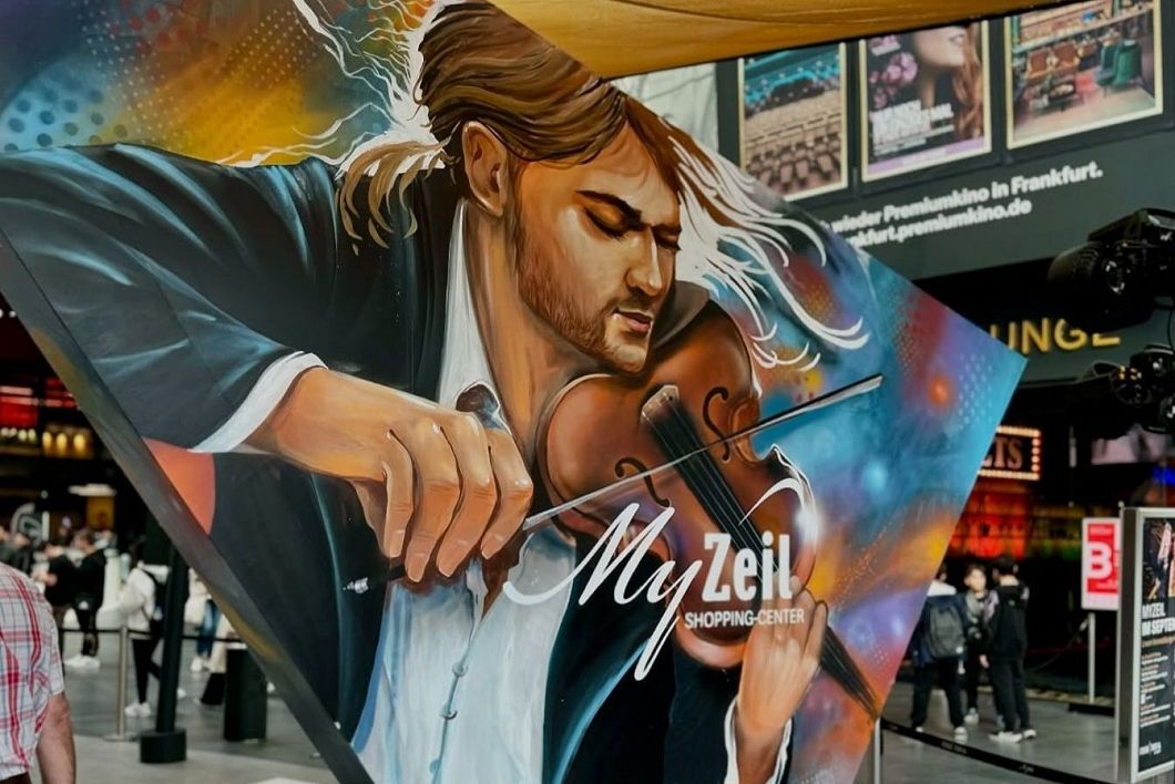 wandmalerei im einkaufszentrum