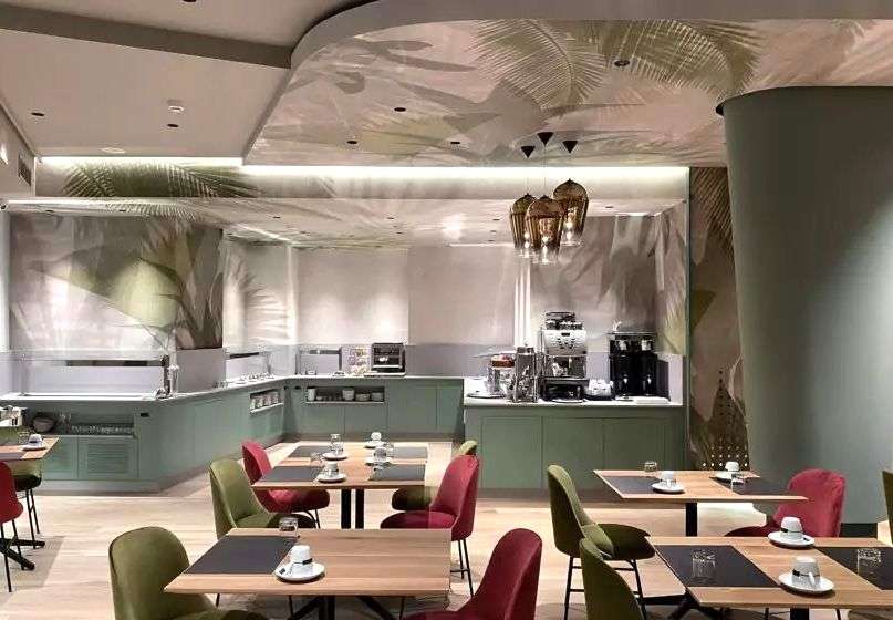 hotelgestaltung-restaurantdesign-decke-mit-tapete-von-glamora-motiv-exotic-interior-04