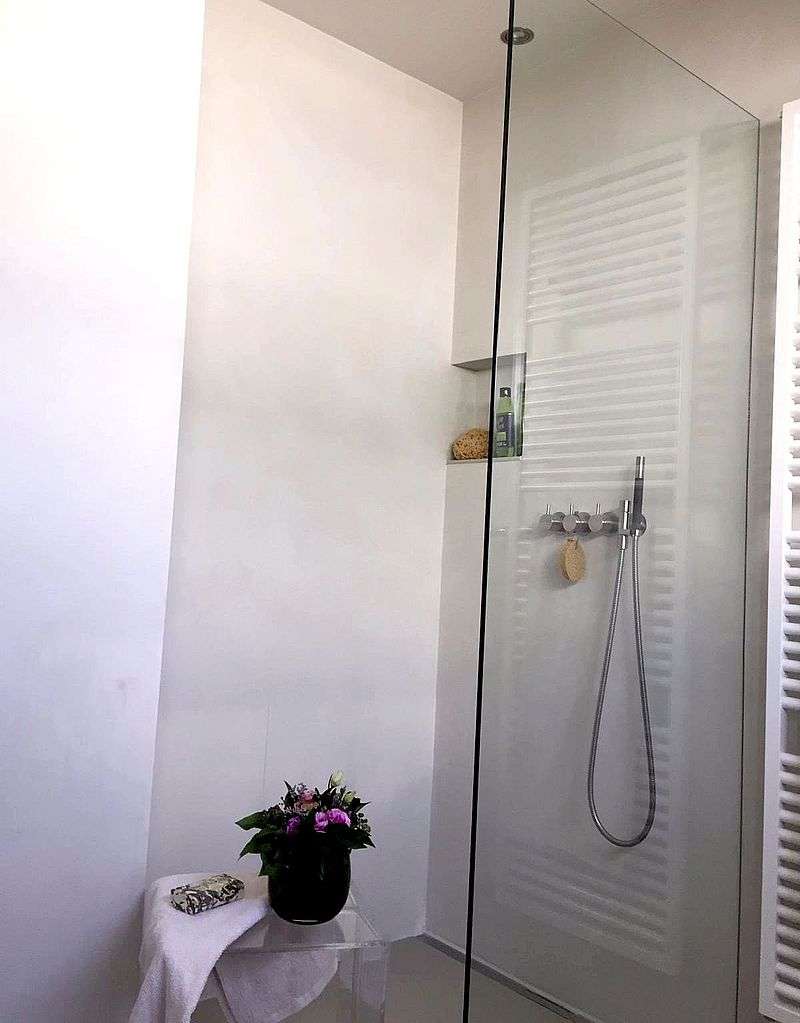 badrenovierung-badsanierung-badgestaltung-ohne-wandfliesen-mit-kalkmarmorputz-in-stuttgart-020
