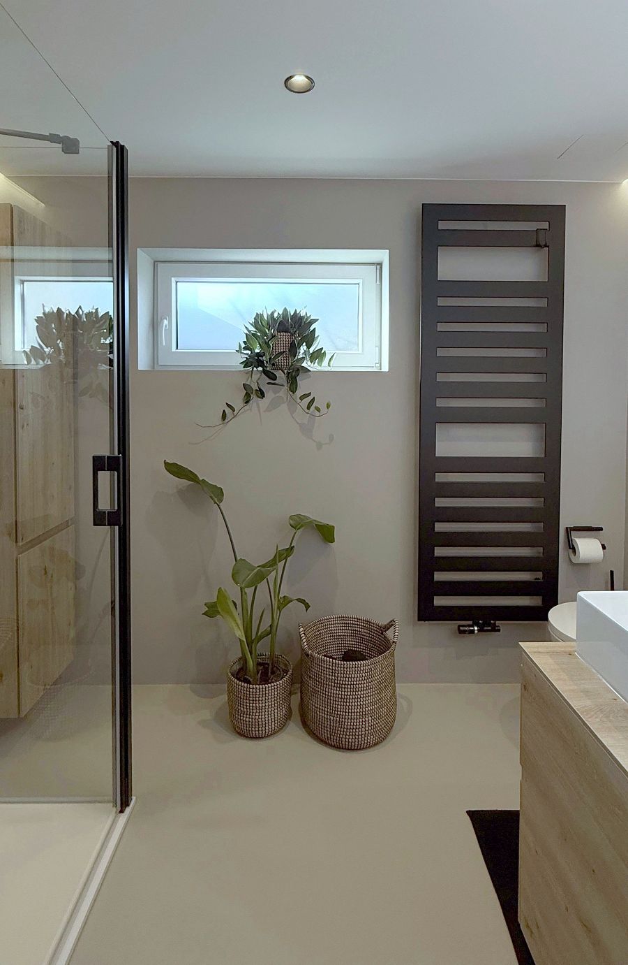 fugenloses-bad-mit-dusche-in-allendorf-eder-02