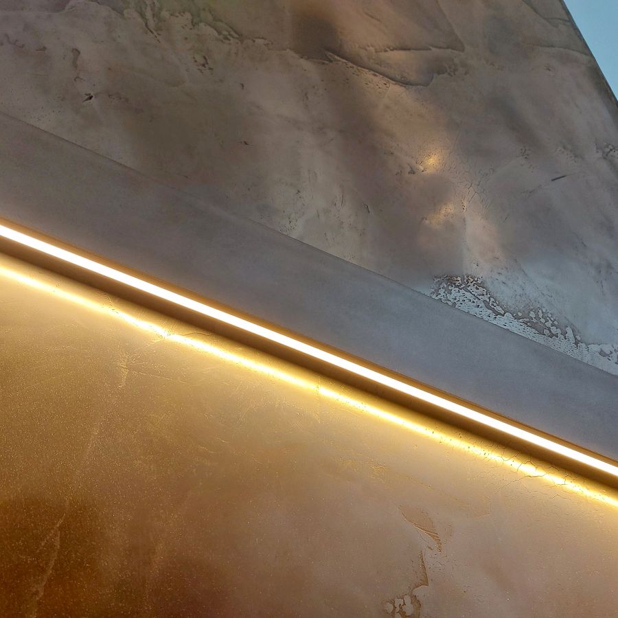 Handlauf mit indirekter Beleuchtung