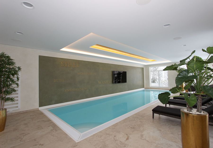 Poolhaus und Wellnessoase nahe Augsburg