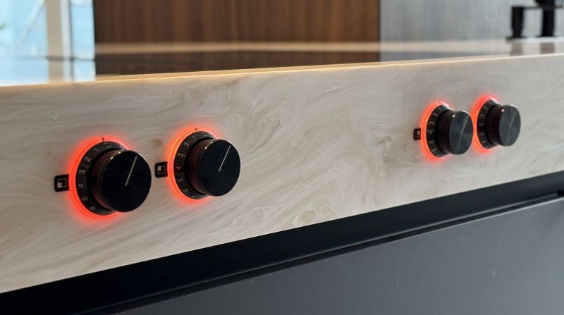 Arbeitsplatte und Kochfeld Küche aus Corian