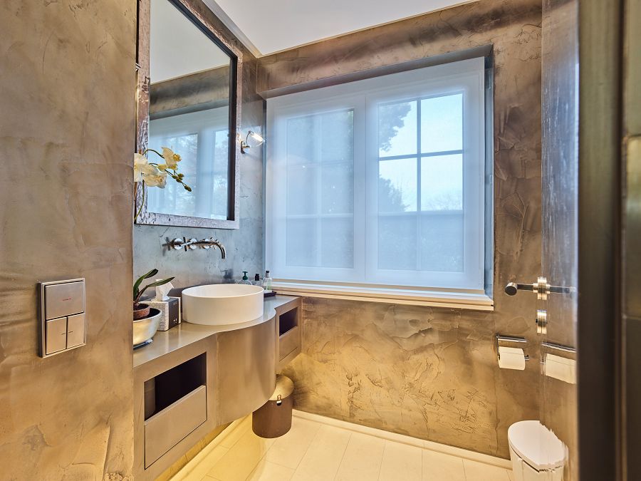 kleines-badezimmer-in-silber in der Nähe von Köln 3