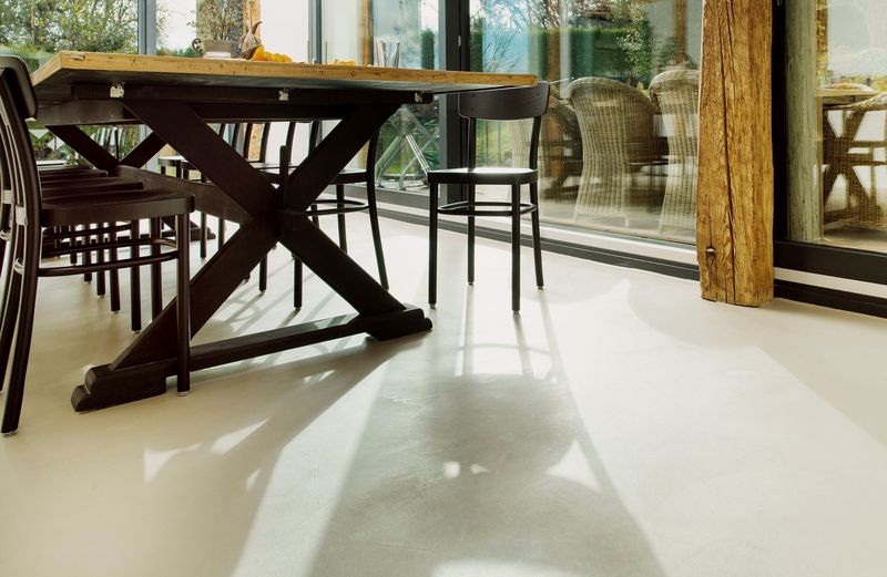 wandgestaltungen-glamora-fugenlose-baeder-boeden-lehmputze-kalkputze-tapeten-in-duschen-dreieich-frankfurt-langen-roedermark-015