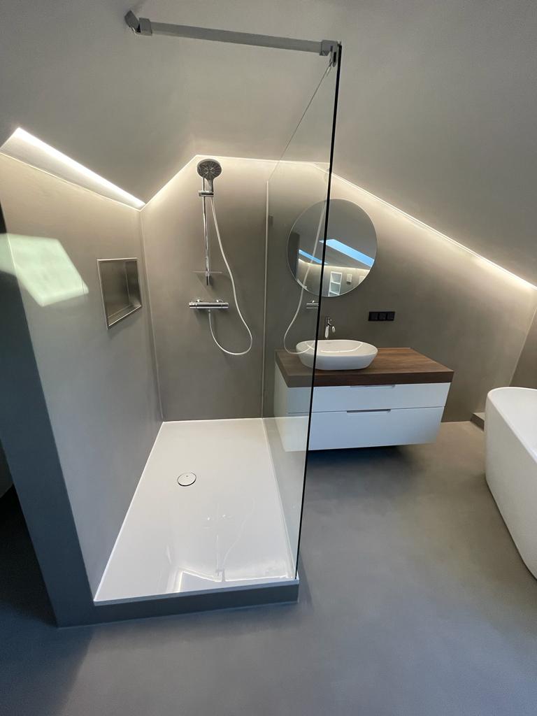 badgestaltung-badumbau-badsanierung-wellness-spa-bad-fugenlos-ohne-fliesen-giessen-wetzlar-pohlheim-bad-nauheim-05
