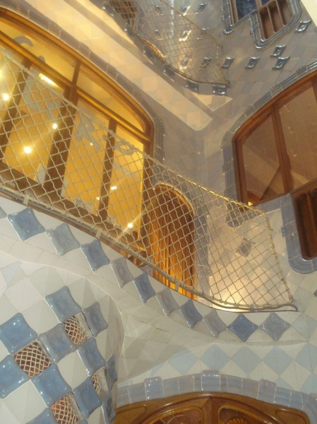 Malerische_Wohnideen_Antoni_Gaudi_Architektur_00d