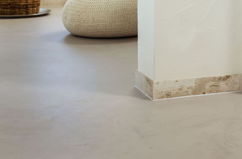 wandgestaltung-fugenlose-baeder-boeden-betonlook-betonputz-kalkputz-glamora-tapeten-aschaffenburg-03