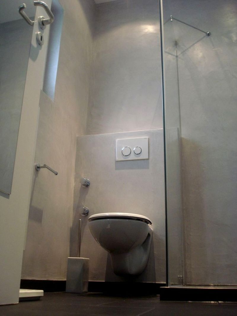 wandgestaltung-fugenlose-baeder-boeden-betonlook-betonputz-kalkputz-glamora-tapeten-aschaffenburg-04