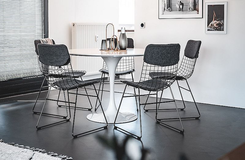 moderne-bauhausstil-villa-mit-fugenloser-bodengestaltung-im-industrielook-loftdesign-in-ulm-015