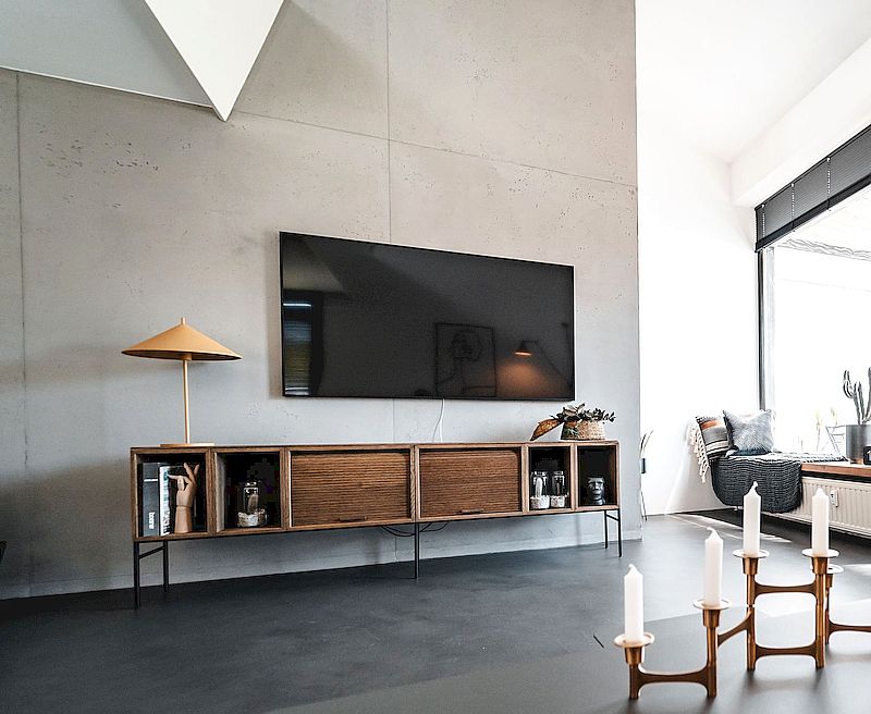 moderne-bauhausstil-villa-mit-fugenloser-bodengestaltung-im-industrielook-loftdesign-in-ulm-035