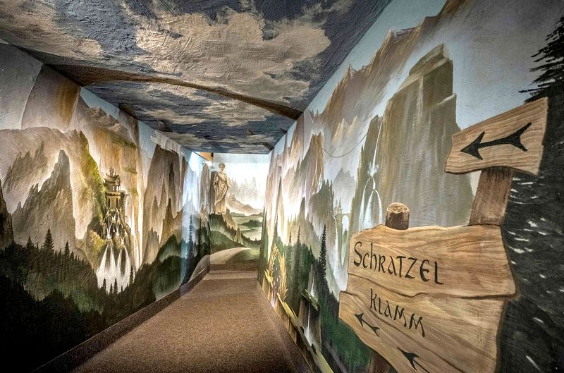 hotelgestaltung-wandmalerei-wandbild-illusionsmalerei-kinderhotel-ulrichshof-07